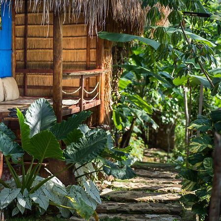 Sten Lodge eco Homestay Labuan Bajo Buitenkant foto