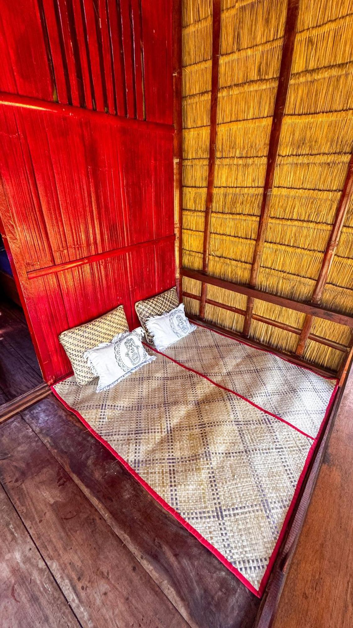 Sten Lodge eco Homestay Labuan Bajo Buitenkant foto